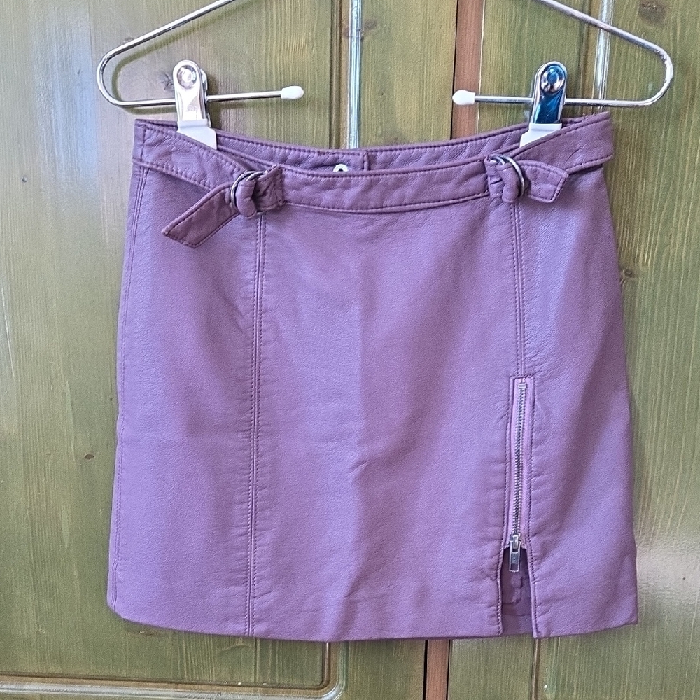 Free People Purple Faux Leather Mini Skirt with Zipper and Buckles Size 2